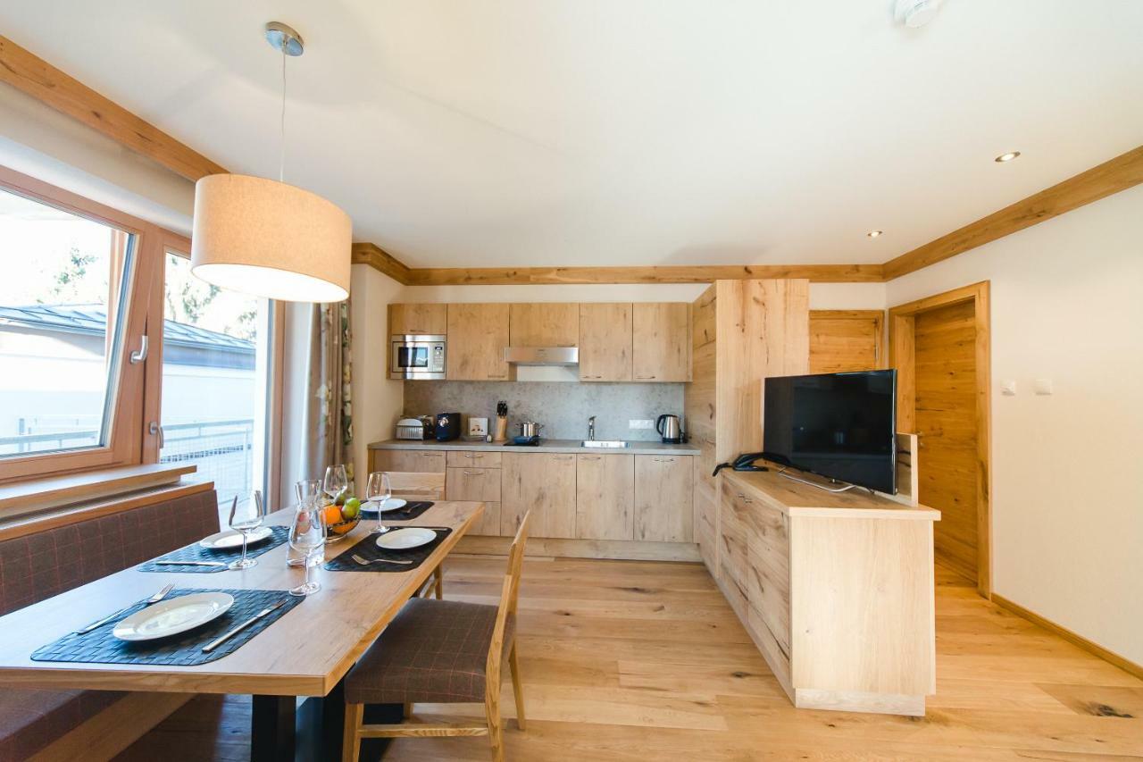 Hotel Giessenbach Fuegen Luaran gambar