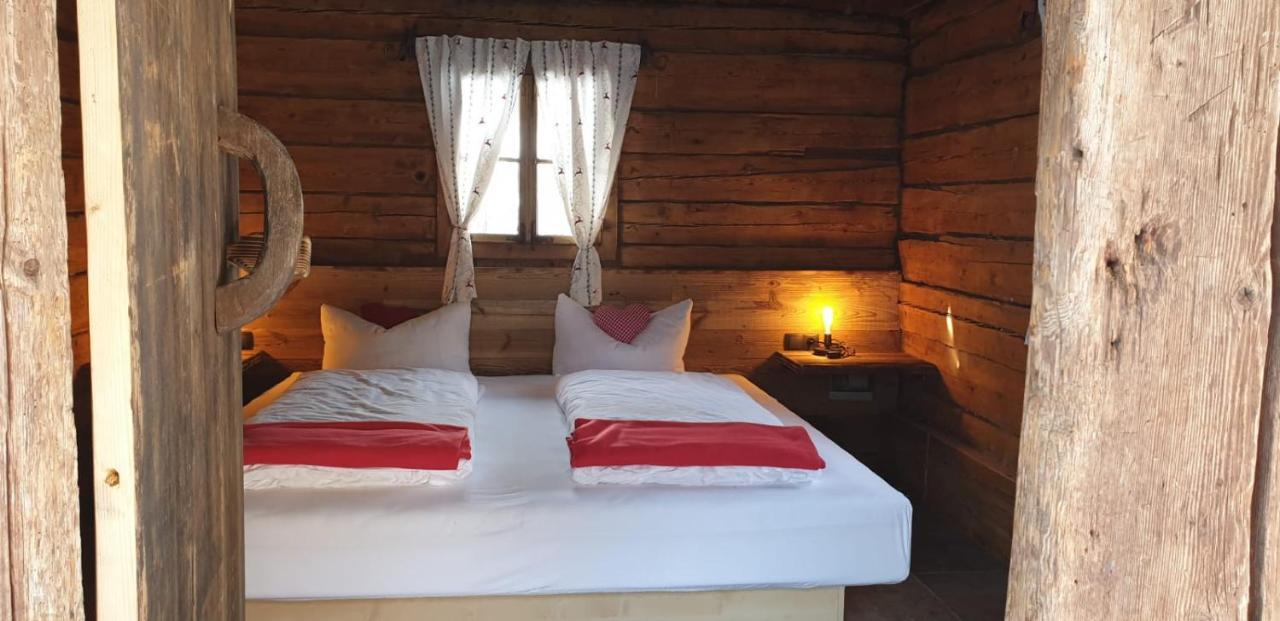 Hotel Giessenbach Fuegen Luaran gambar